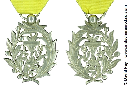 Royal Order of Moniseraphon Comparison